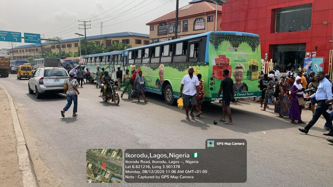 Commuter Bus Roadside Promotion